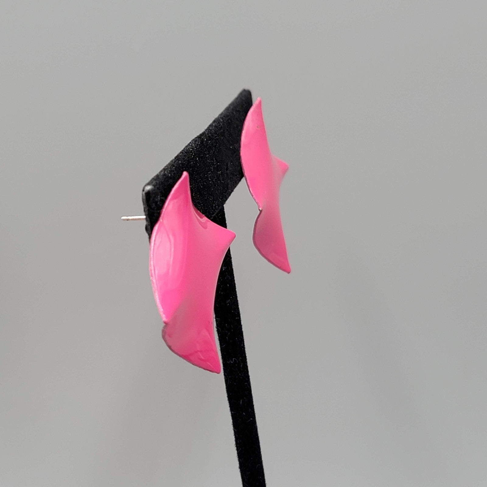 Vintage Hot Pink Enamel Square Pierced Earrings Drop 1.25 in