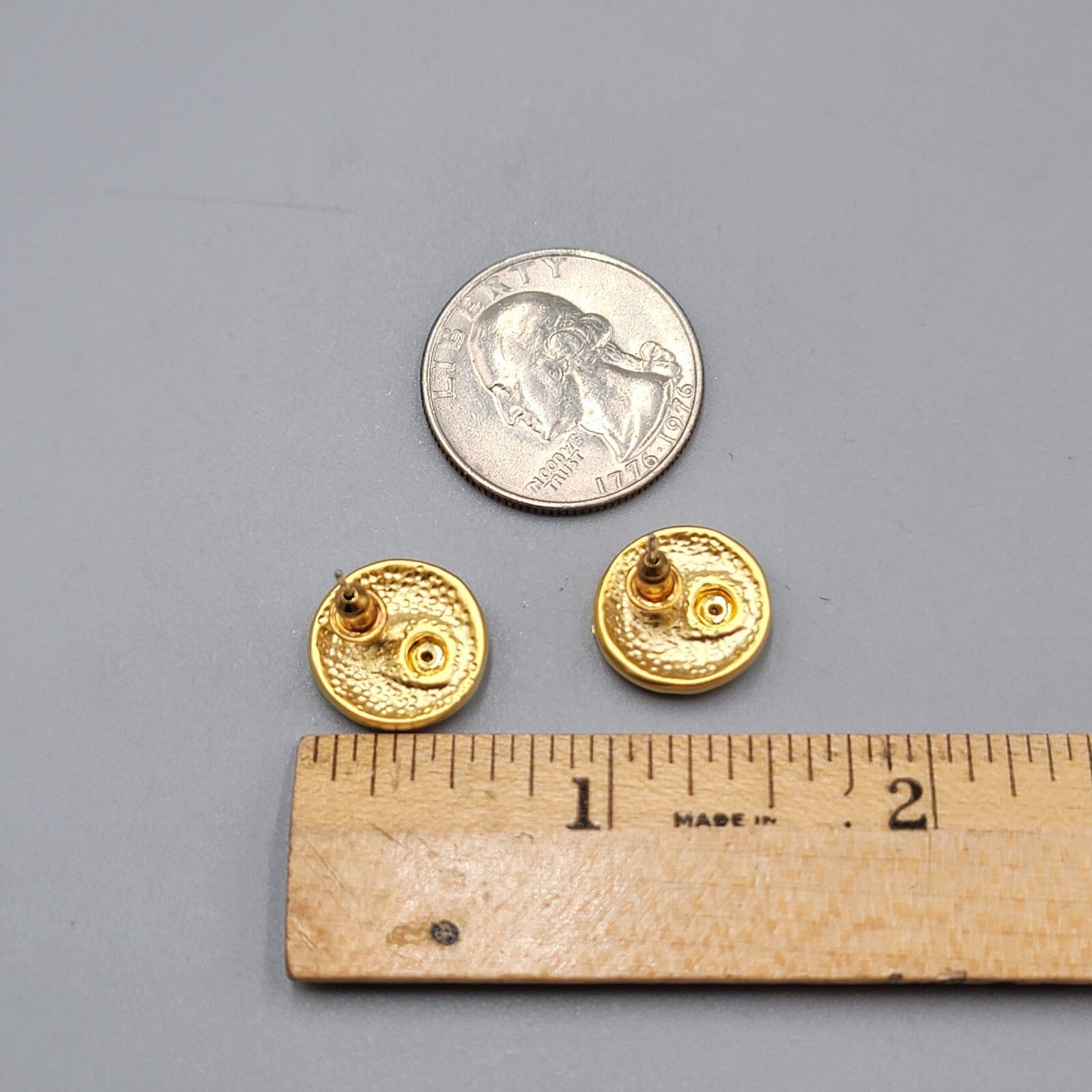 Stud Pierced Earrings Round Crystal Rhinestone Studs 1/2"