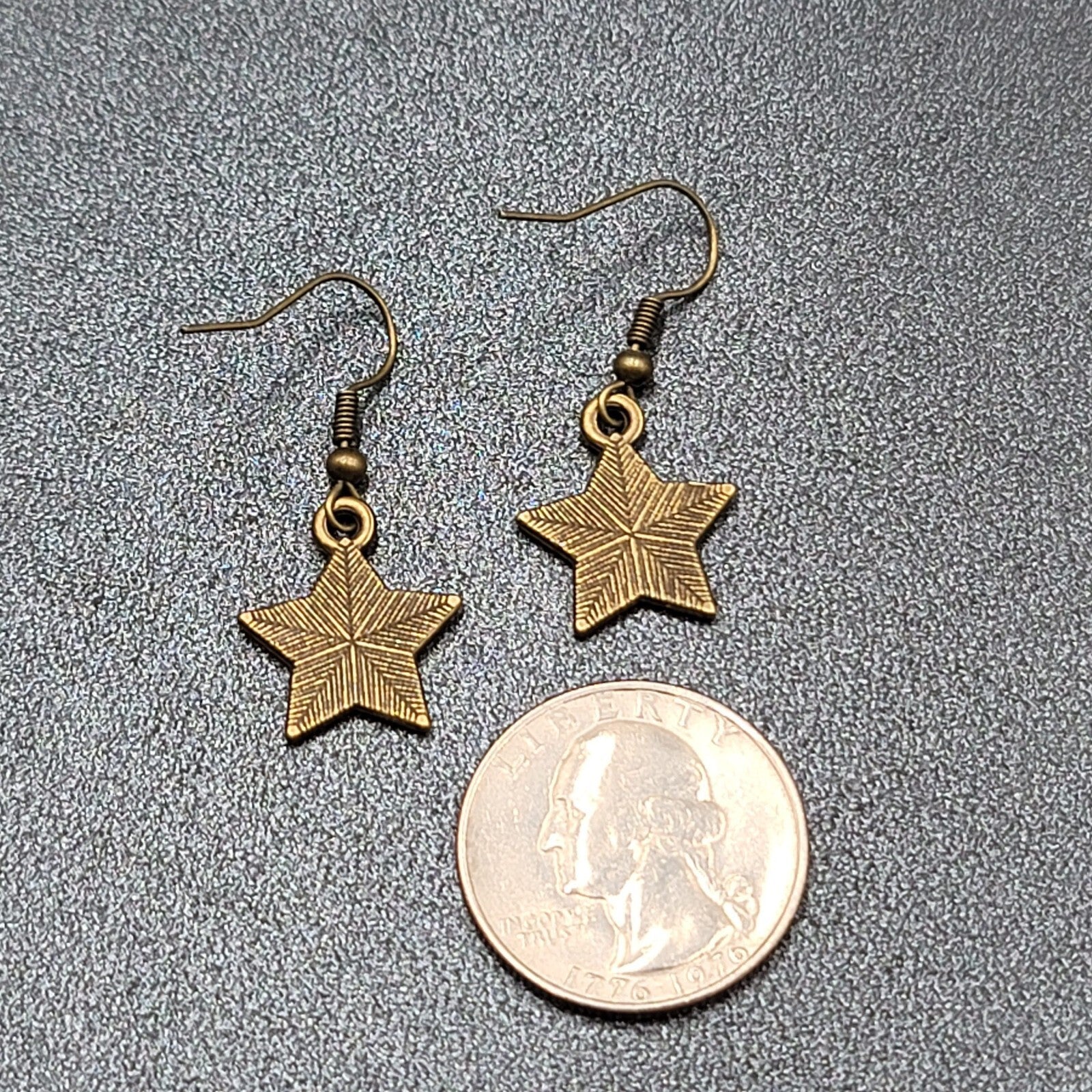 American Flag Pierced Earrings Bronze tone Stars Dangle 3/4"