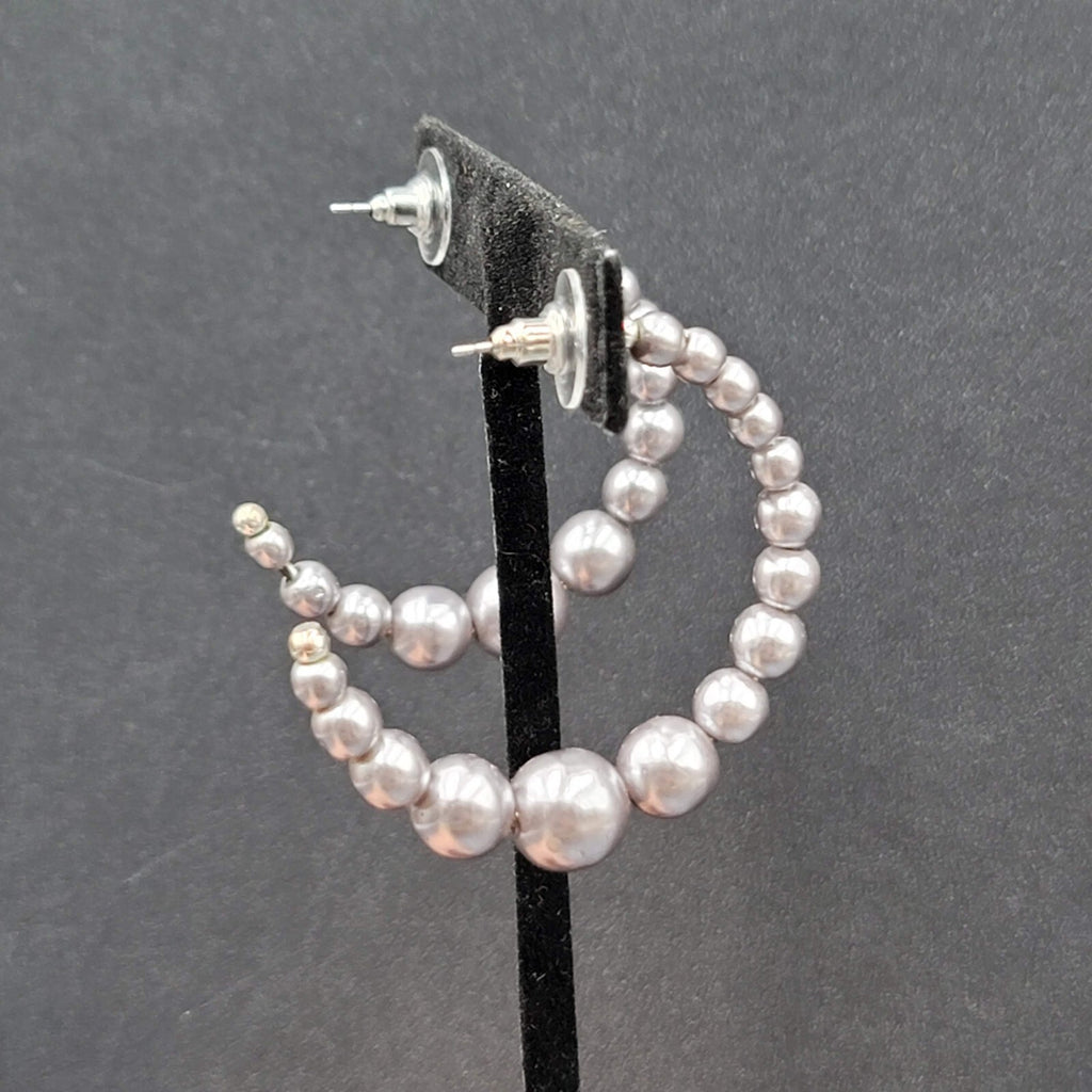 Pierced Earrings Graduated Imitation Gray Pearl Beads Hoops 1.75"