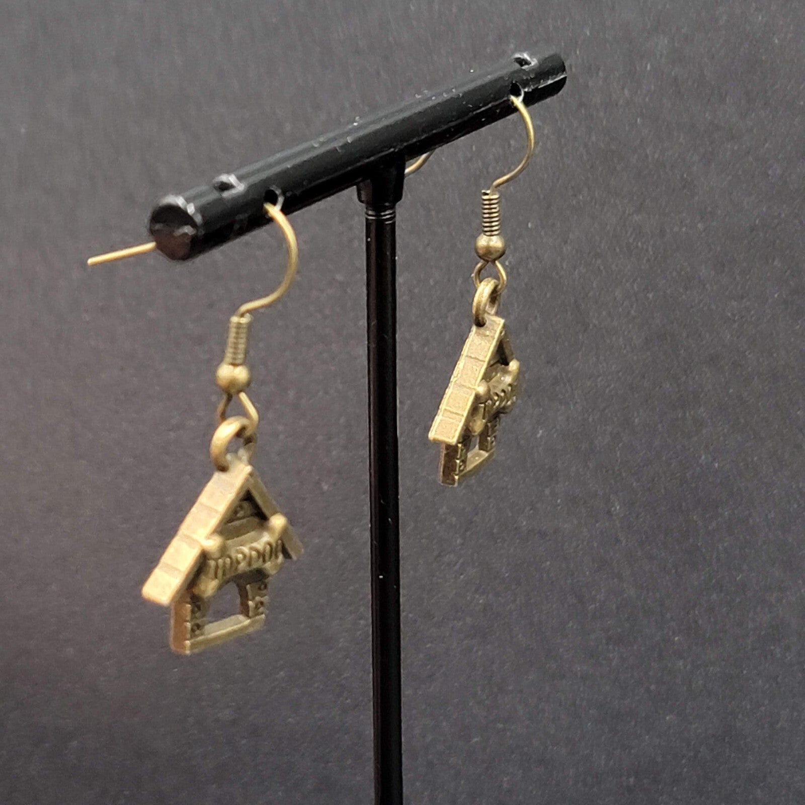 Top Dog Doghouse Pierced Earrings Bronze tone Dangle 3/4"