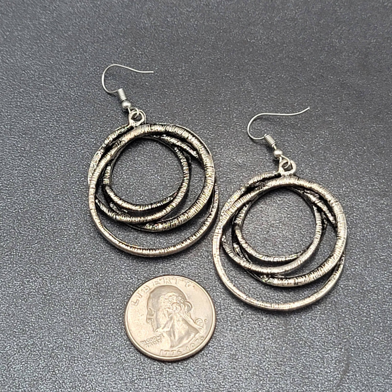 Pierced Earrings Black Metal Circle Hoops Dangle 1.75"