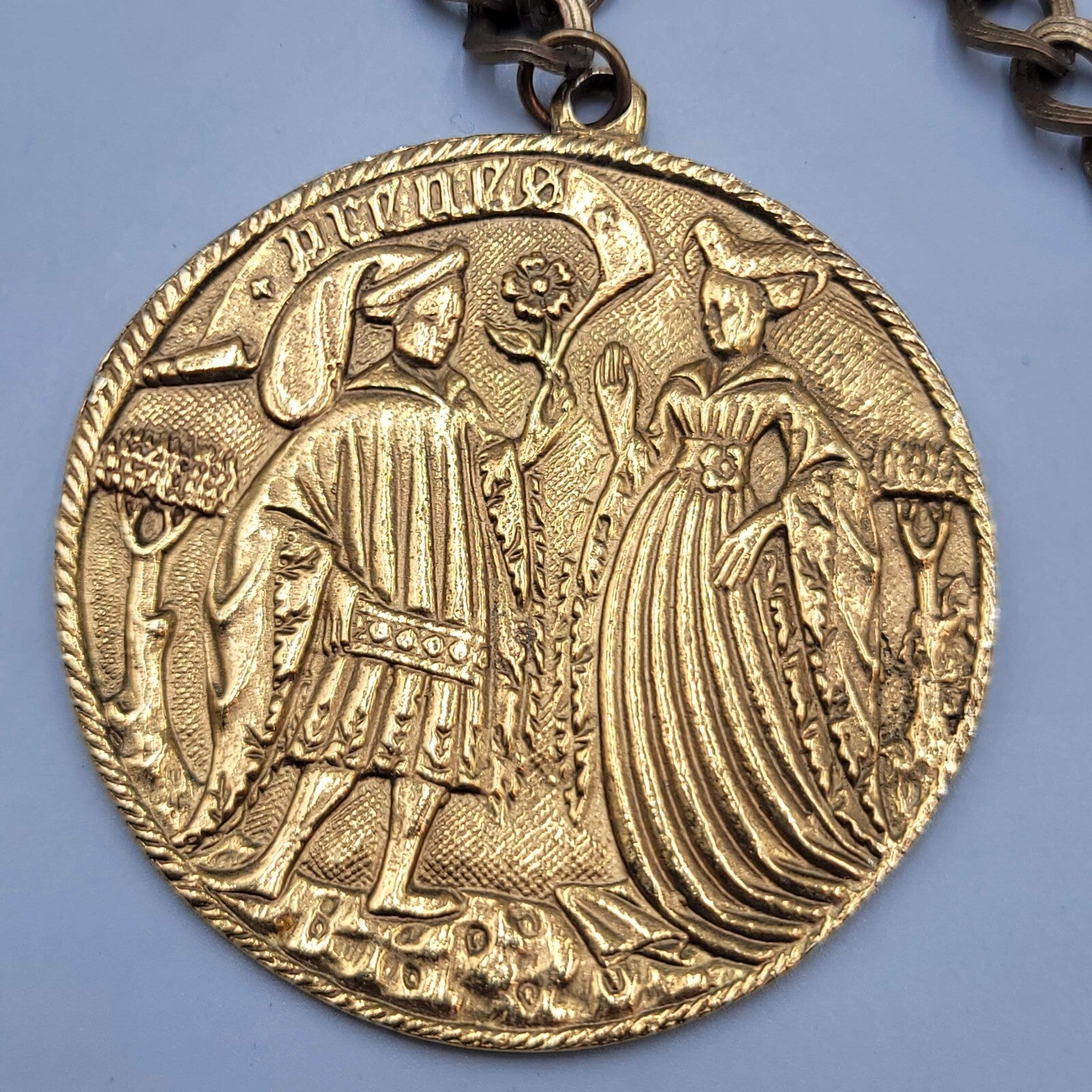 Vintage Alva Museum Replica Necklace The Lovers Gold tone 24"