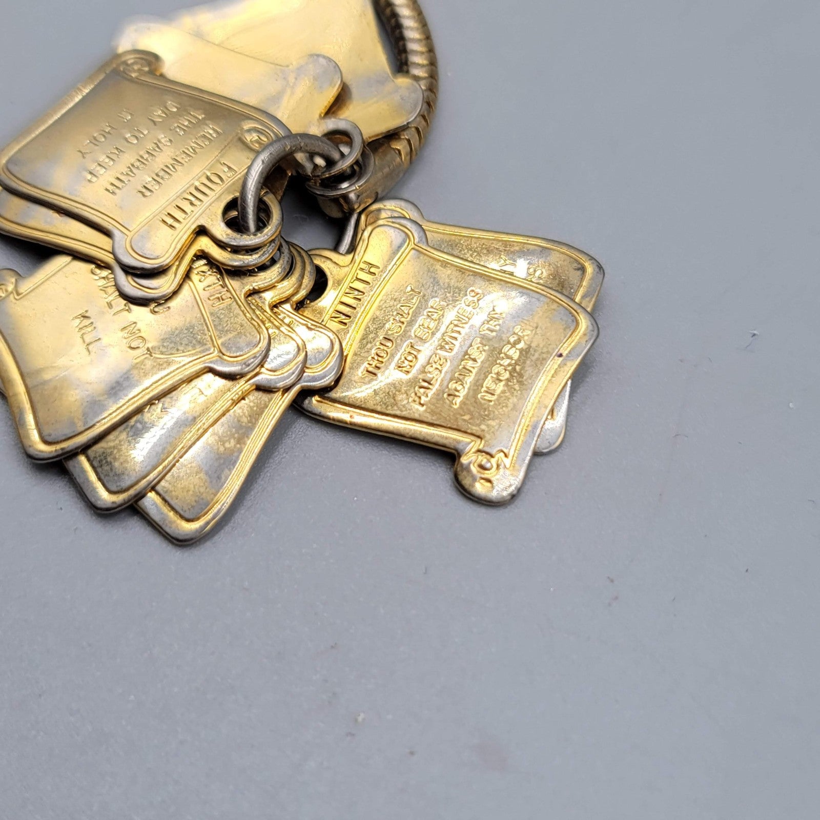 Vintage Ten Commandments Keychain Religious Christian Bible Verse Scroll Collect