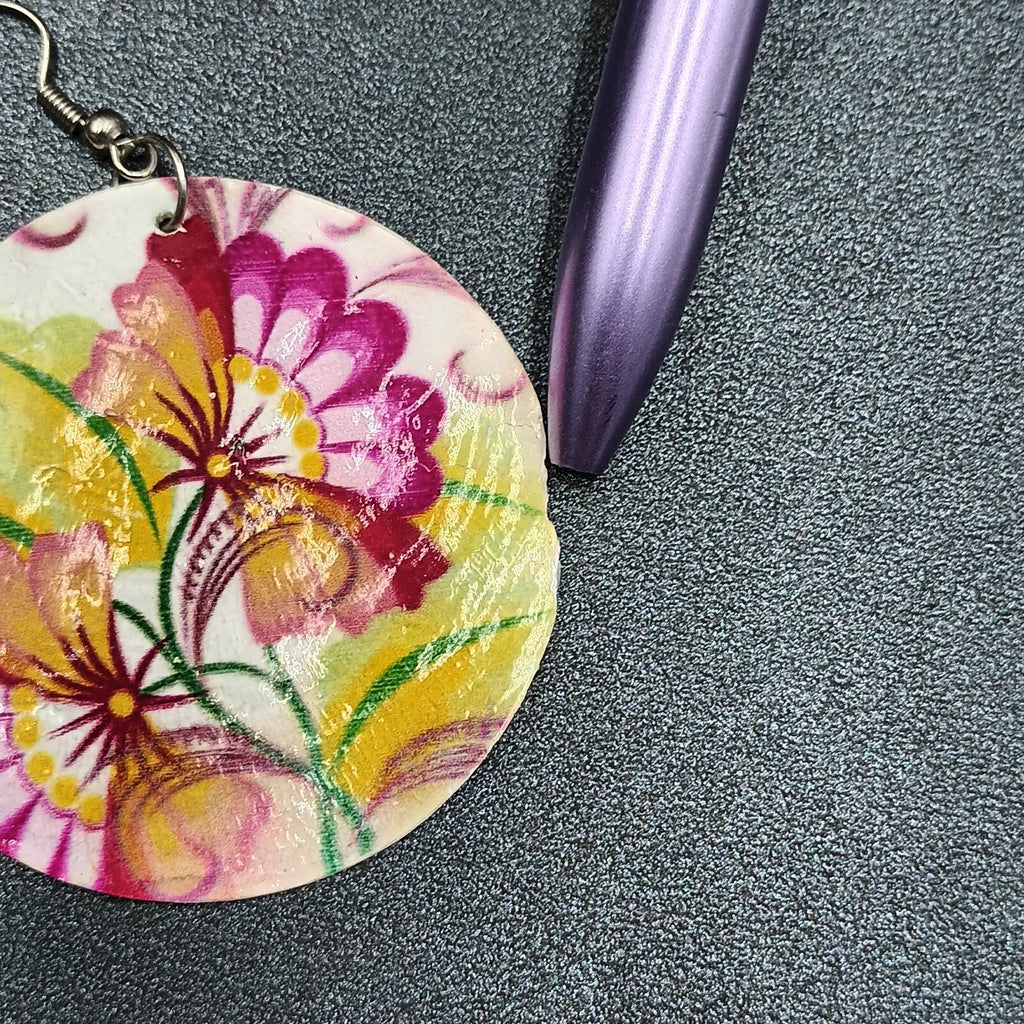 Pierced Earrings Painted Shell Round Multicolor Flower Silver tone Dangle 2"