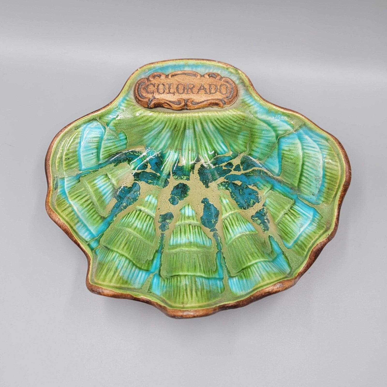 Vintage TREASURE CRAFT USA Shell Candy Dish Colorado Souvenir Green