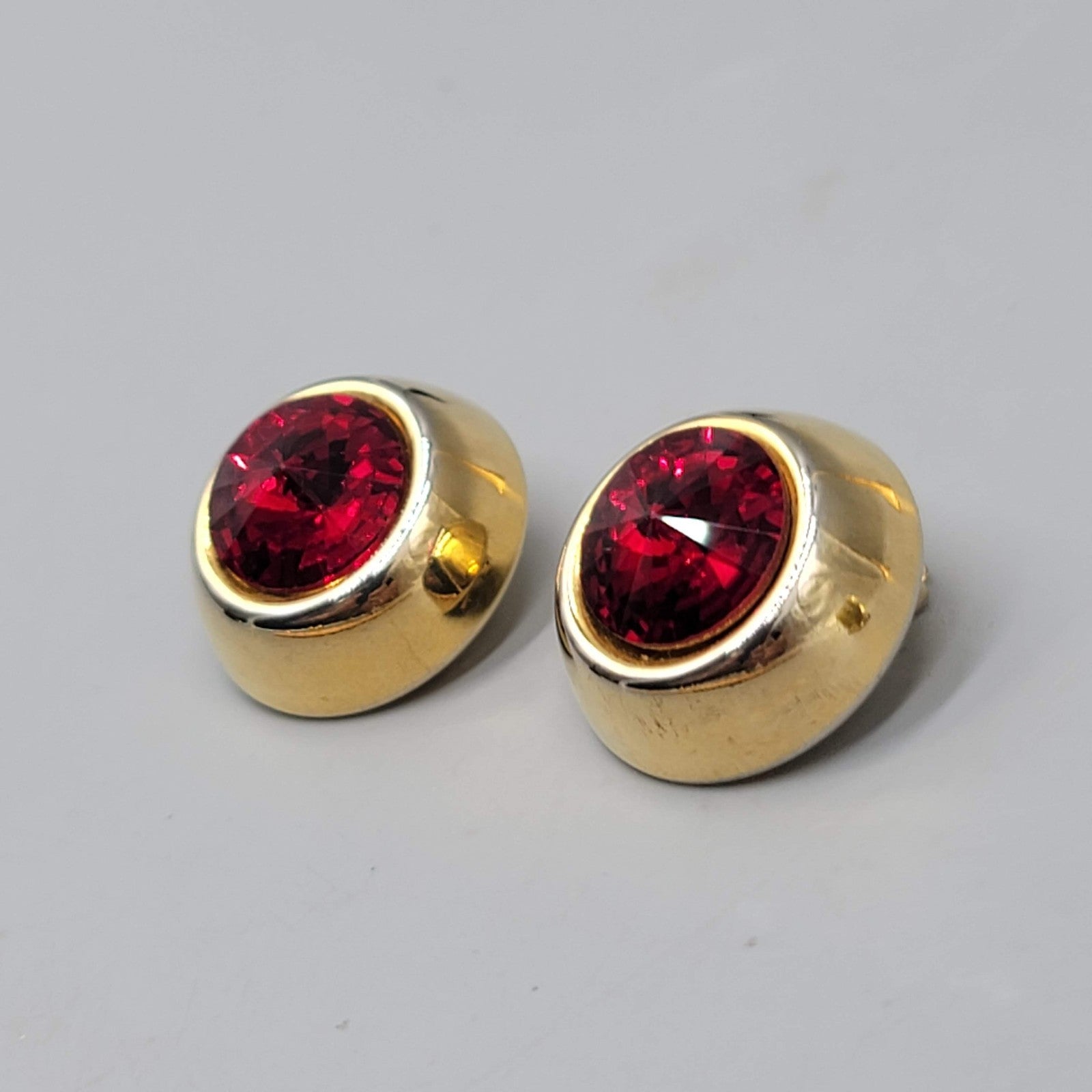 Vintage Red Rivoli Clip on Earrings Gold tone Round Statement 1 in