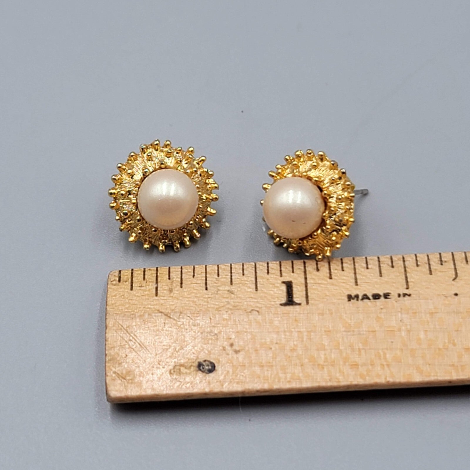 Vintage Gold tone White Bead Pierced Earrings 5/8"