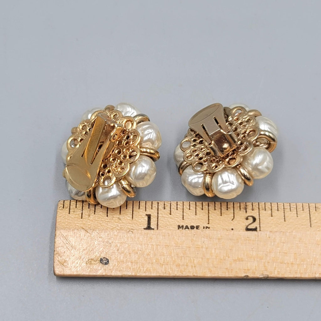 Vintage White Bead Flower Clip on Earrings Gold tone 1 1/8 in