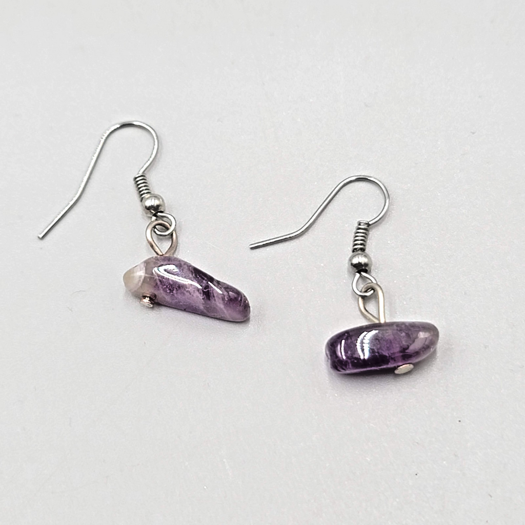 Vintage Polished Amethyst Stone Bead Pierced Earrings Silver tone Dangle  1/2 in