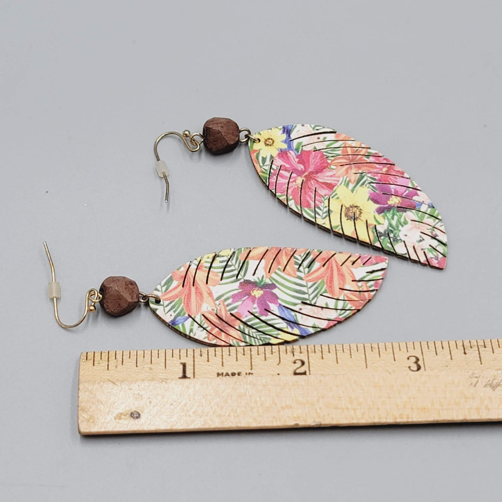 Tropical Leaf Wood Bead Pierced Earrings Gold tone Dangle 2.75"