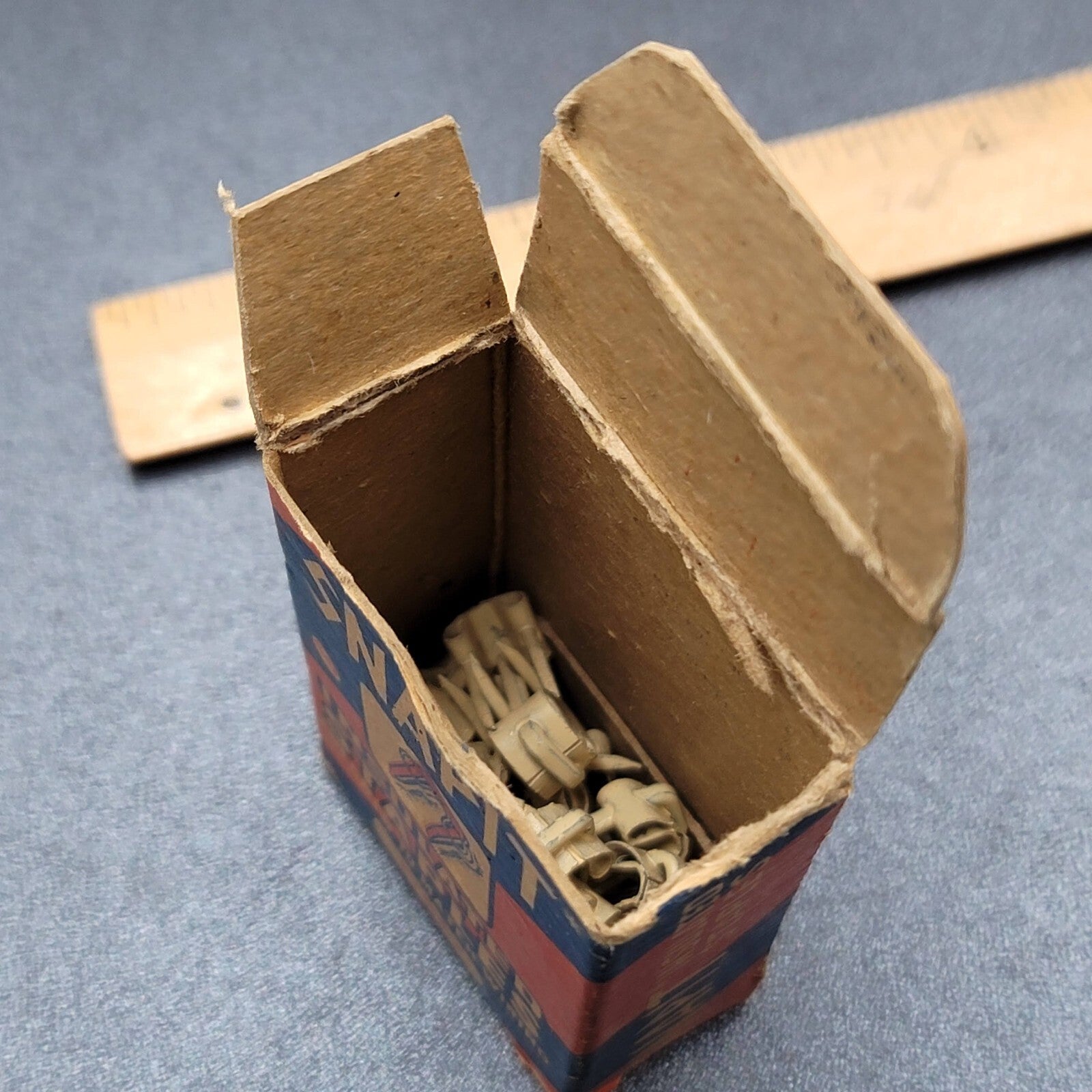 Vintage Mid Century Box of SNAPIT Insulated Staples White