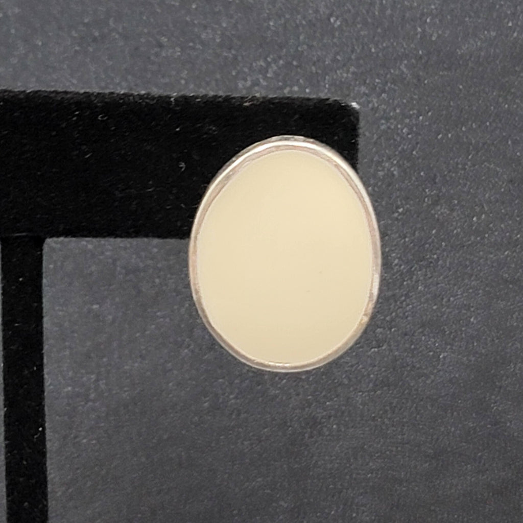 Pierced Earrings Silver tone Ivory White Enamel Oval Drop 7/8"