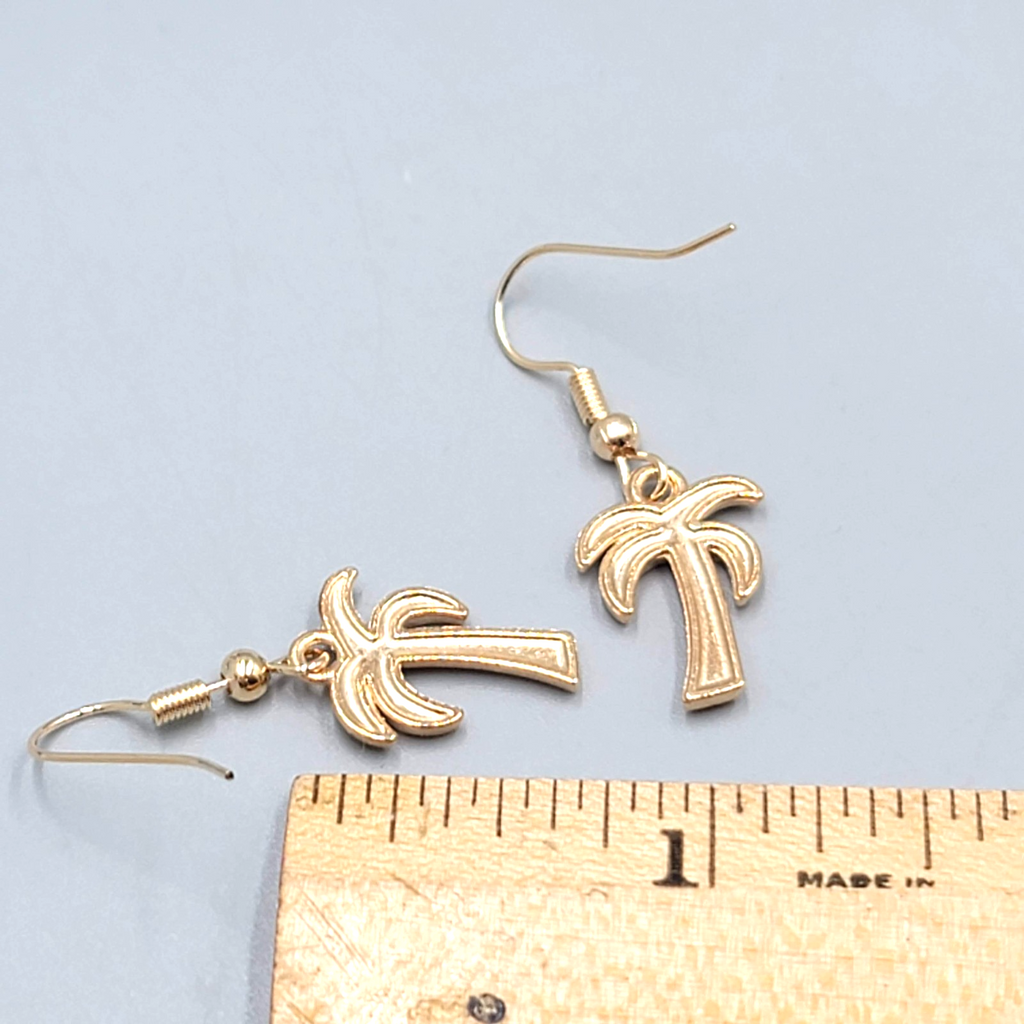 Enamel Palm Tree Pierced Earrings Gold tone Dangle Red Trunk 3/4"