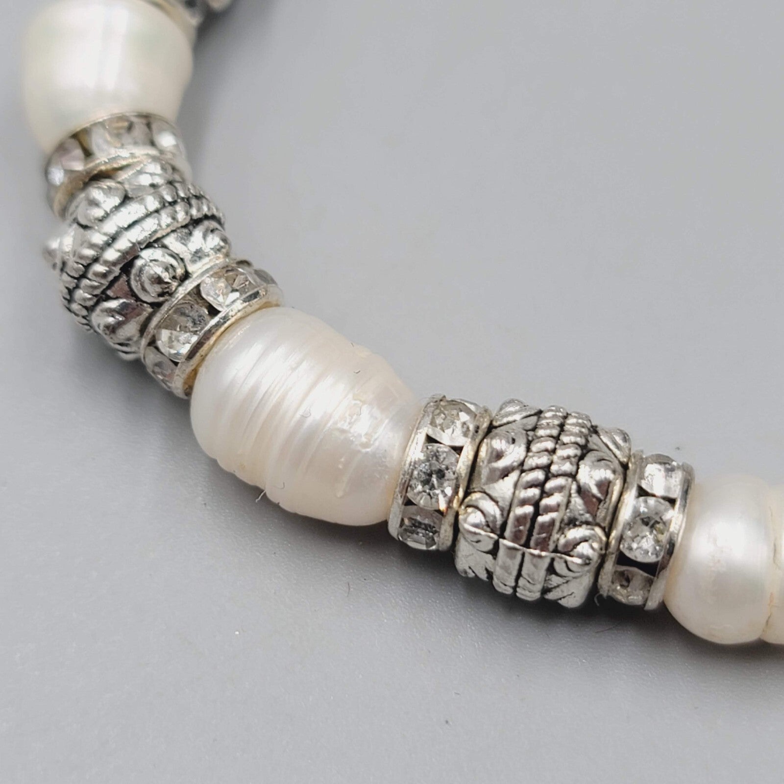 Pearl Bracelet Silver tone Crystal Rhinestone Elastic 6.5"
