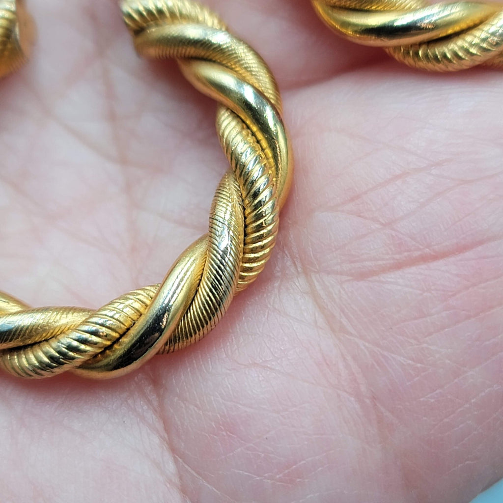 Vintage Pierced Earrings 1 1/8"
