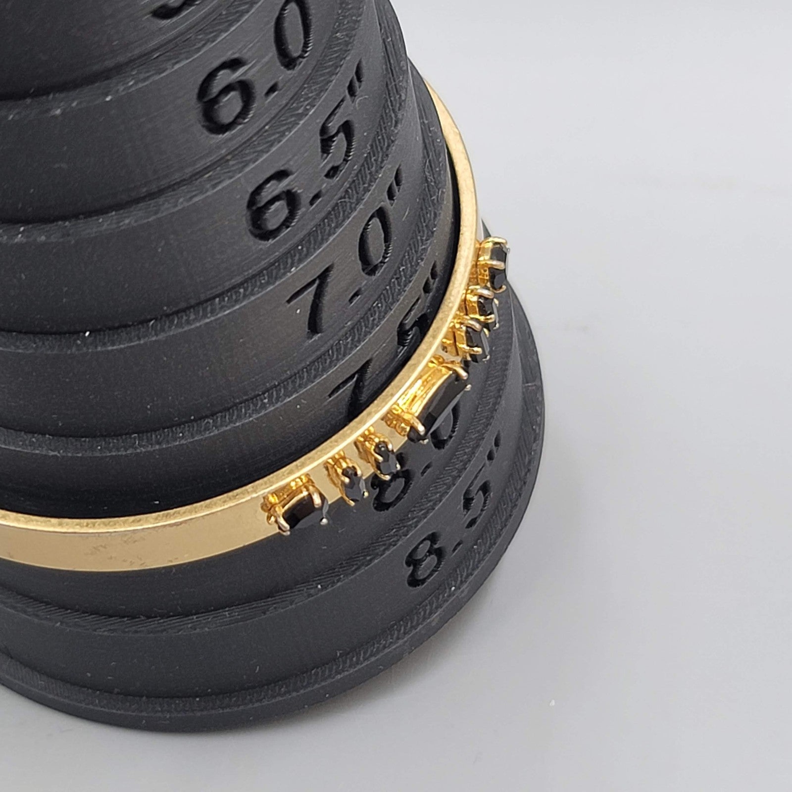 Madewell Gold Tone Black Stone Bangle Bracelet 7.75"