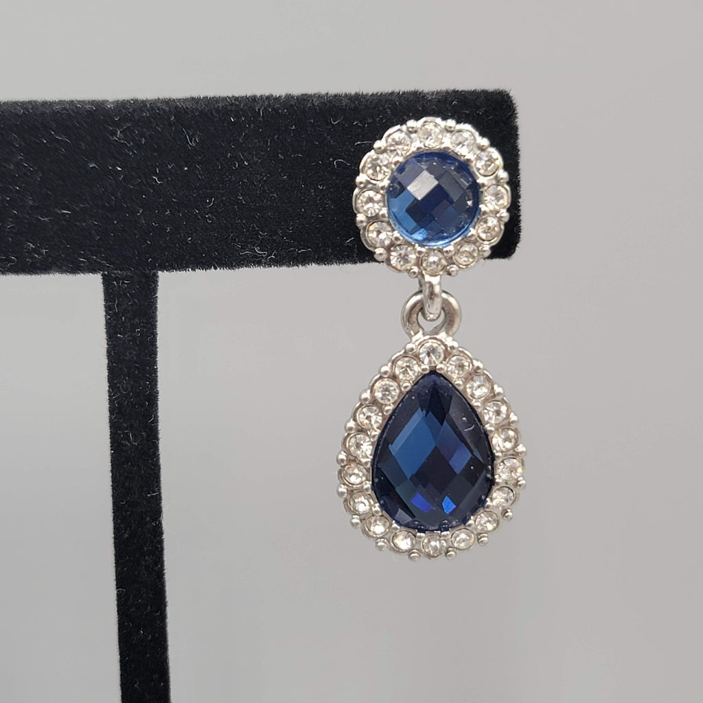 Blue Faceted Crystal Teardrop Pierced Earrings Silver tone Dangle 1.5 in