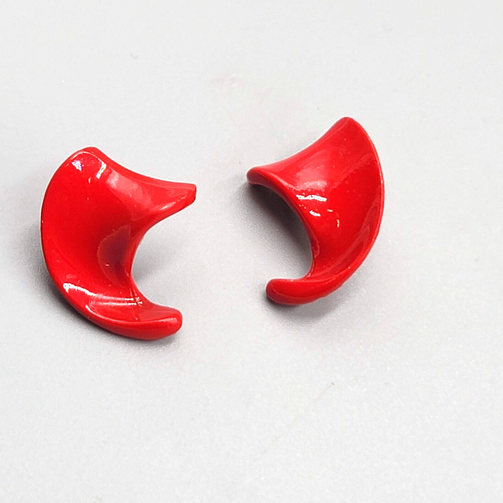 Vintage Bright Red Enamel Drop Pierced Earrings 3/4"