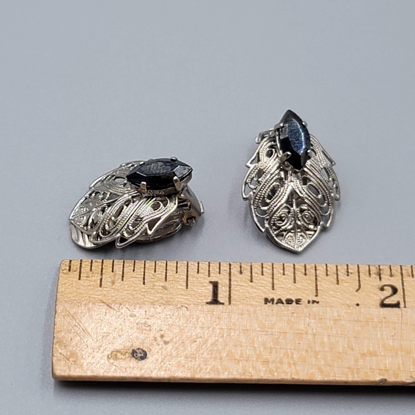 Vintage Filigree Black Rhinestone Clip on Earrings Silver tone 3/4"