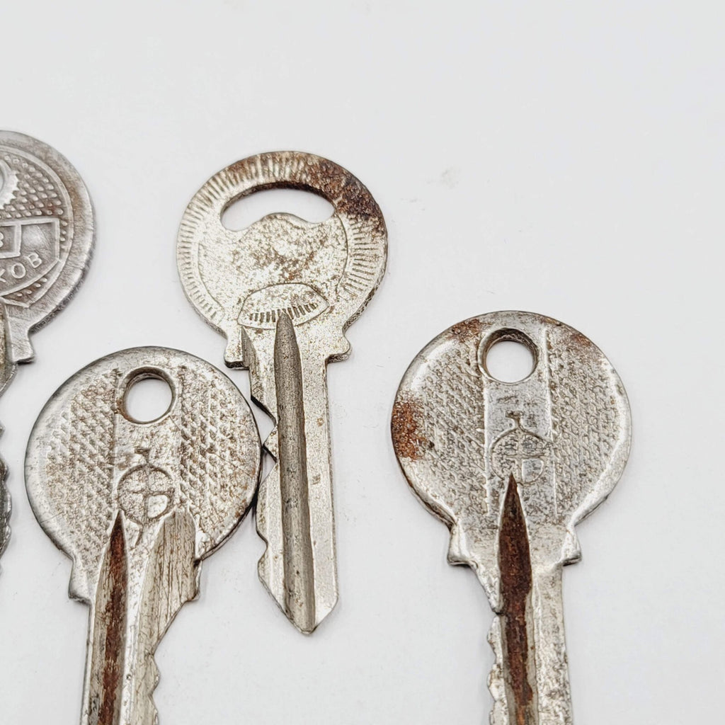 Vintage Key Lot of 6 Padlock Lock European Russian?