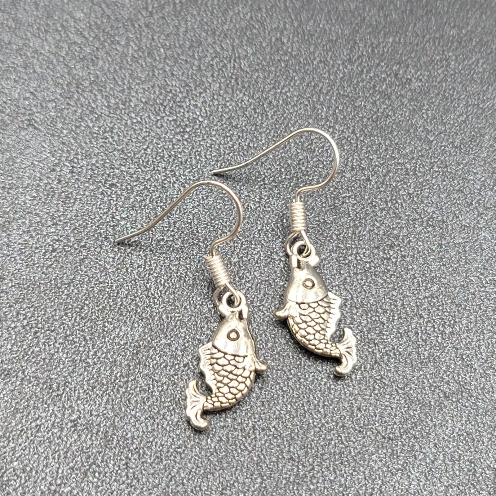 Pierced Earrings Small Detailed Embossed Dangle Fish 3/4"