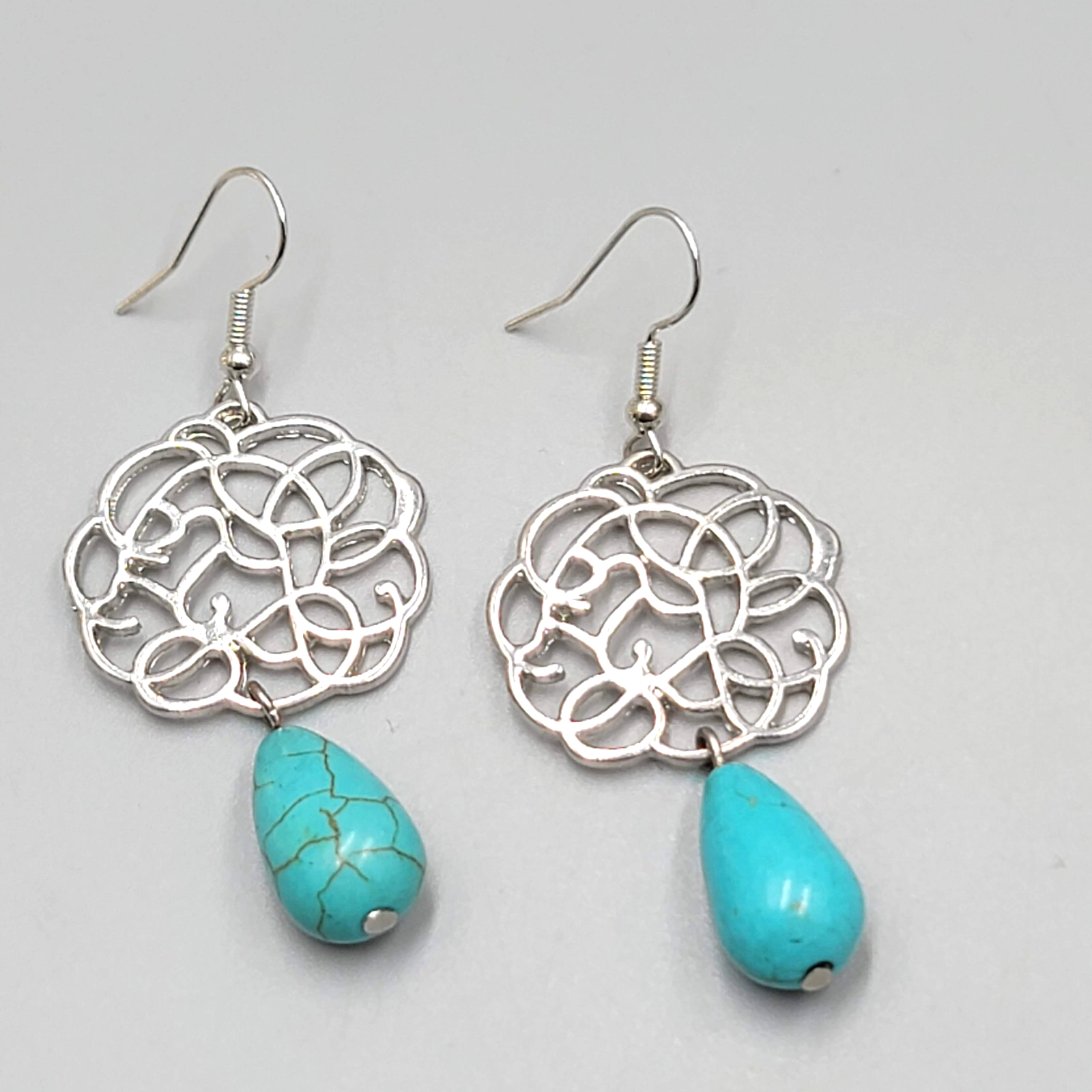 Silver tone Dangle Pierced Earrings Blue Howlite Teadrop 1 5/8"
