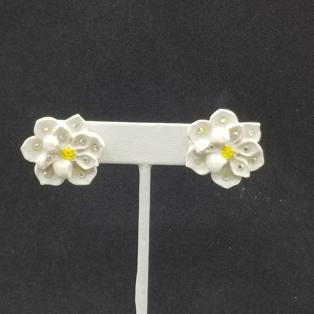 Pierced Earrings White Resin Flower Crystal Accent Stud 1"