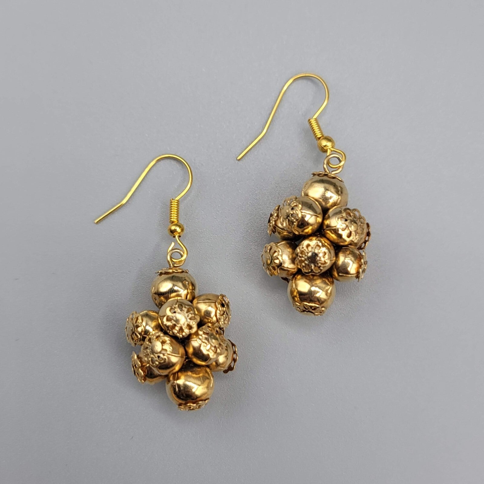 Vintage Pierced Earrings Gold tone Cluster Bead Dangle Holiday 1"