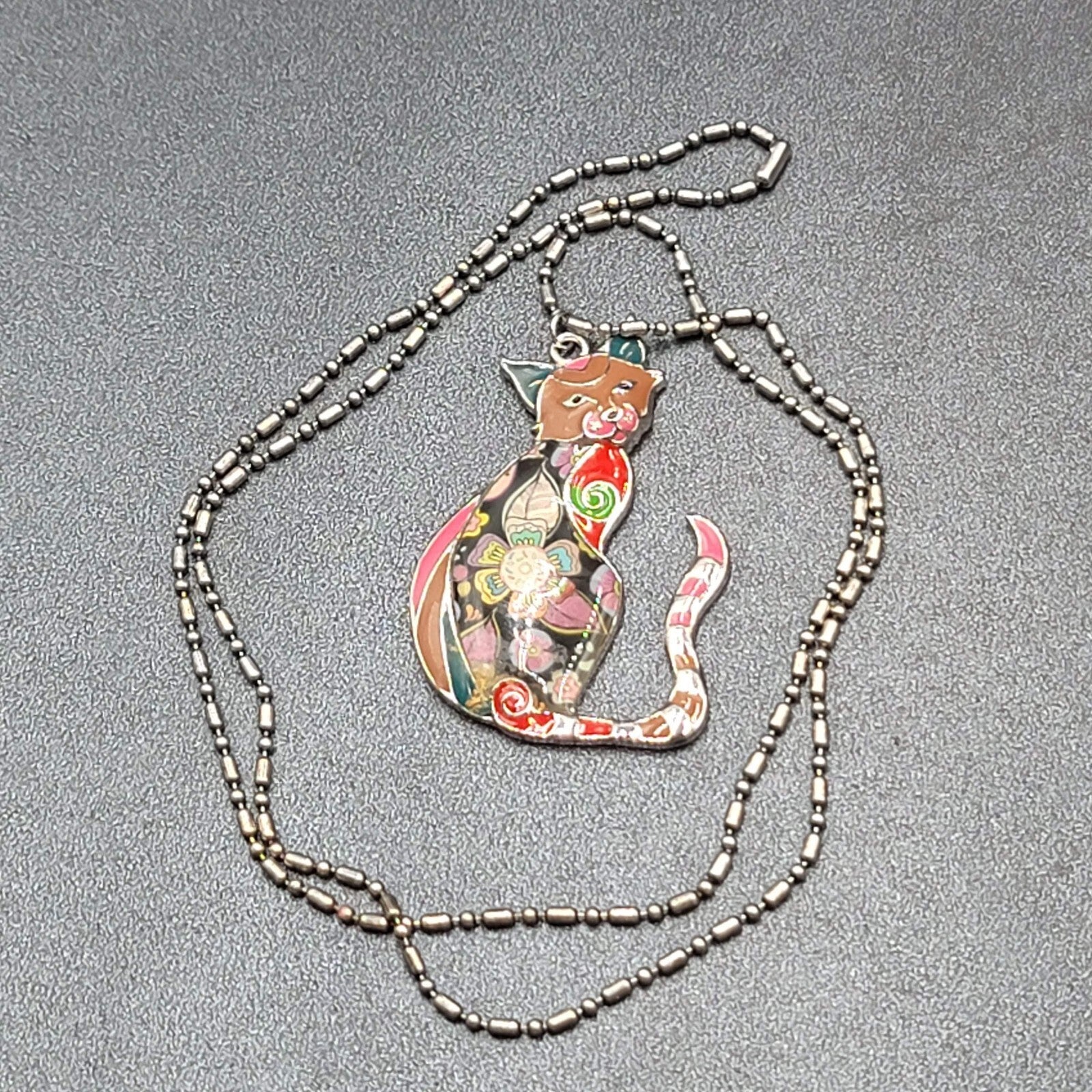 Marte and Joven Whimsical Enamel Cat Pendant Necklace Silver tone Ball Chain 26"