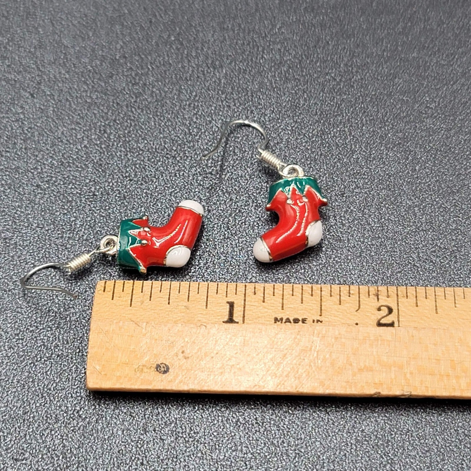 Christmas Pierced Earrings Silver tone Enamel Stockings Solid 5/8"