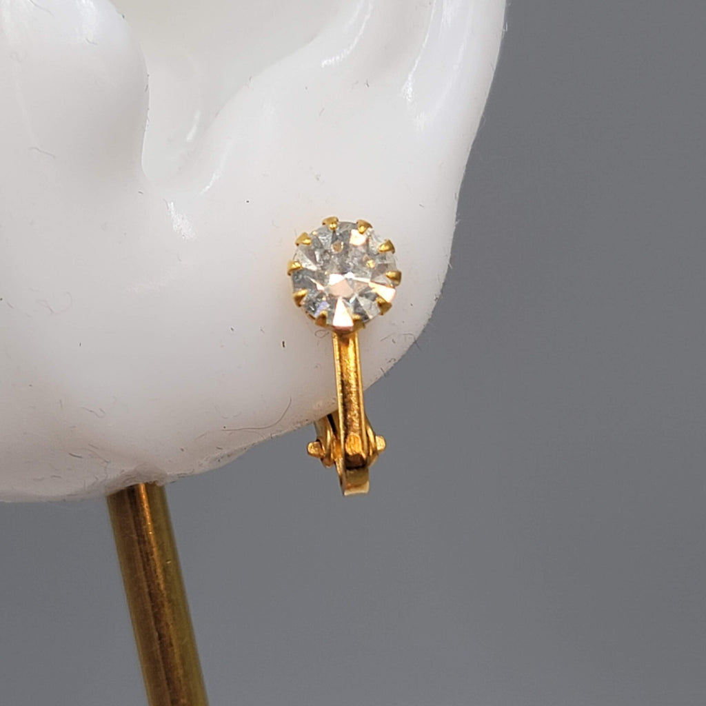 Vintage NOS Stud Rhinestone Solitaire Clip on Earrings Gold tone 1/4"