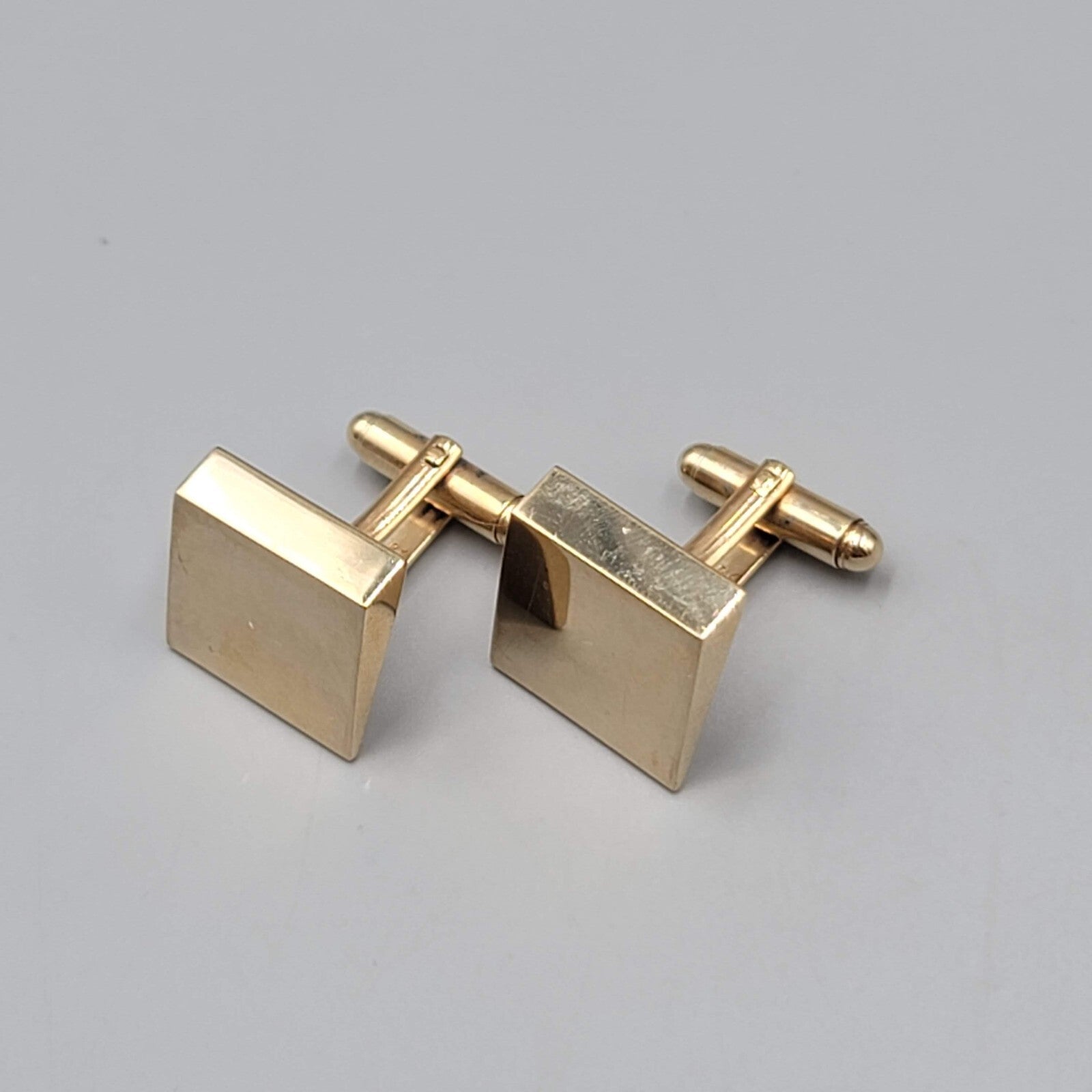 Vintage Mens Cufflinks Gold tone Square Modern Design 3/4"