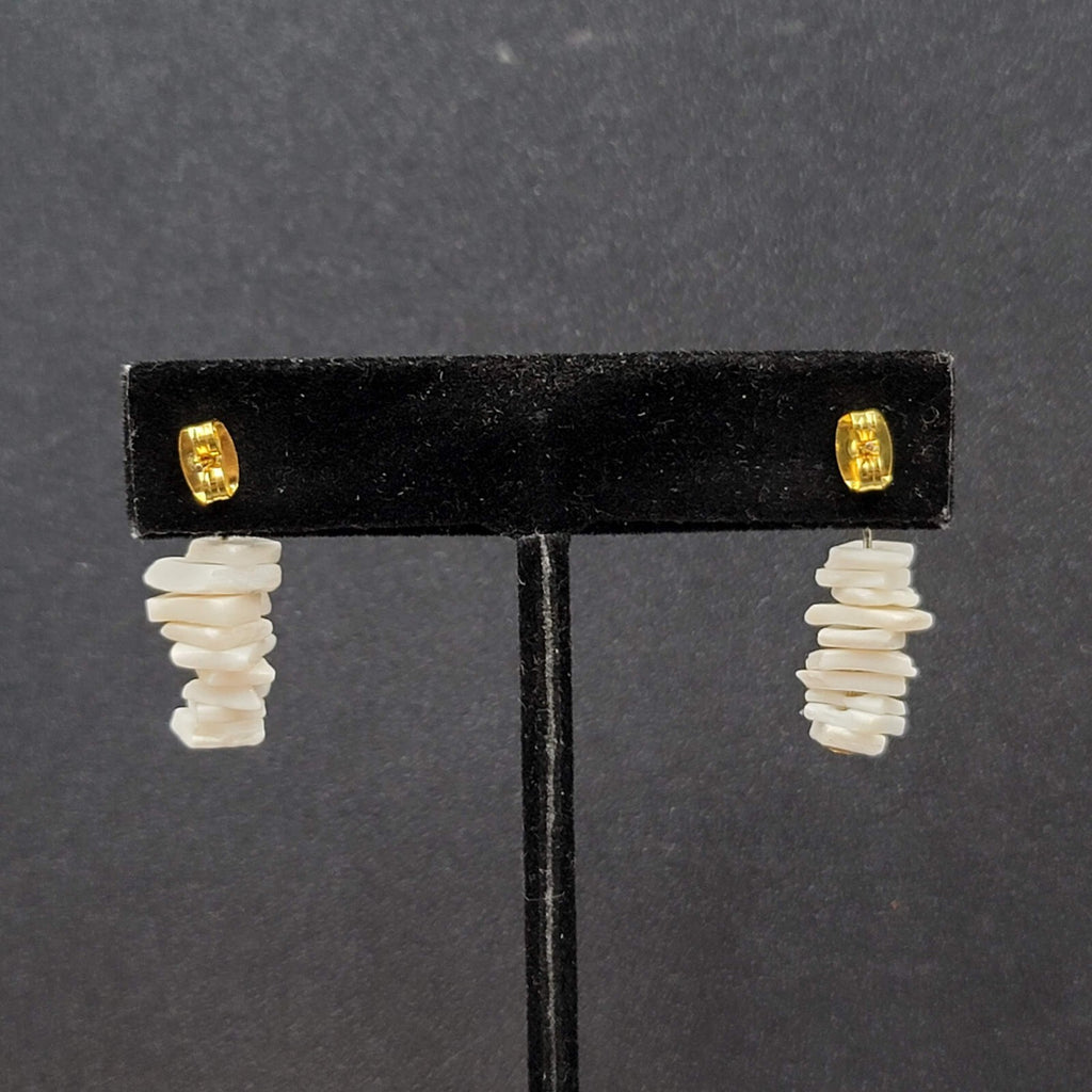 Vintage Pierced Earrings Gold tone White Heishi Shell Chip Dangle 3/4"