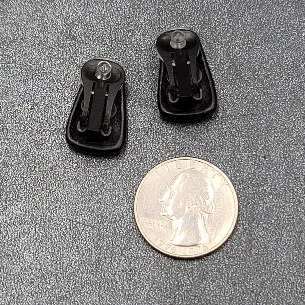 Chicos Clip on Earrings Red Black Enamel Studs 3/4"