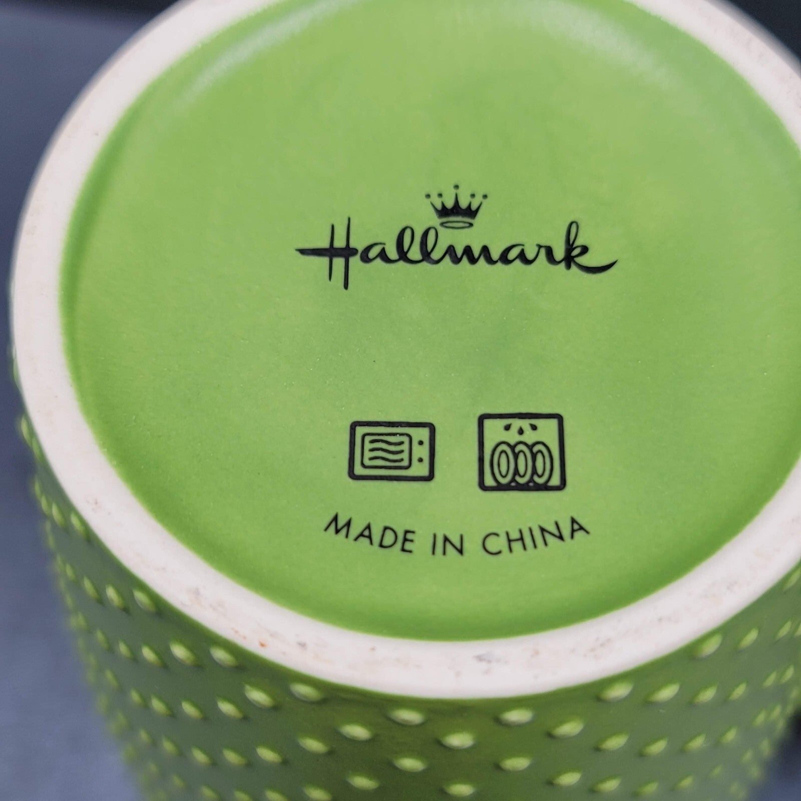 HALLMARK COFFEE MUG Life is better than Mondays would have us believe 12oz Green