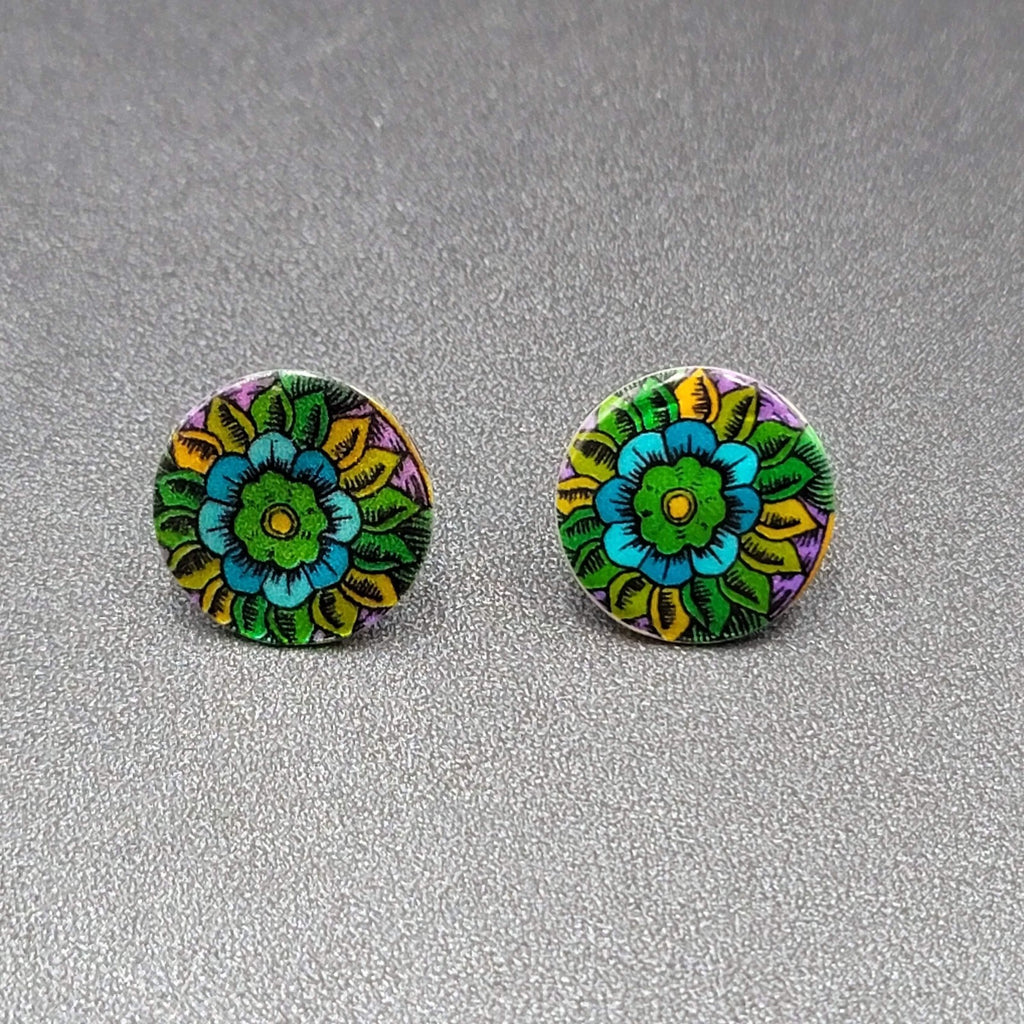 Flower Pierced Earrings Multicolor Mother of Pearl Round Studs 3/4"
