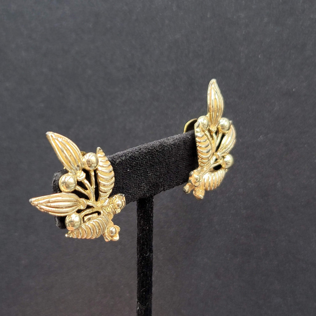 Vintage Clip on Earrings Gold tone Flower Leaves Climbers 1 3/8"