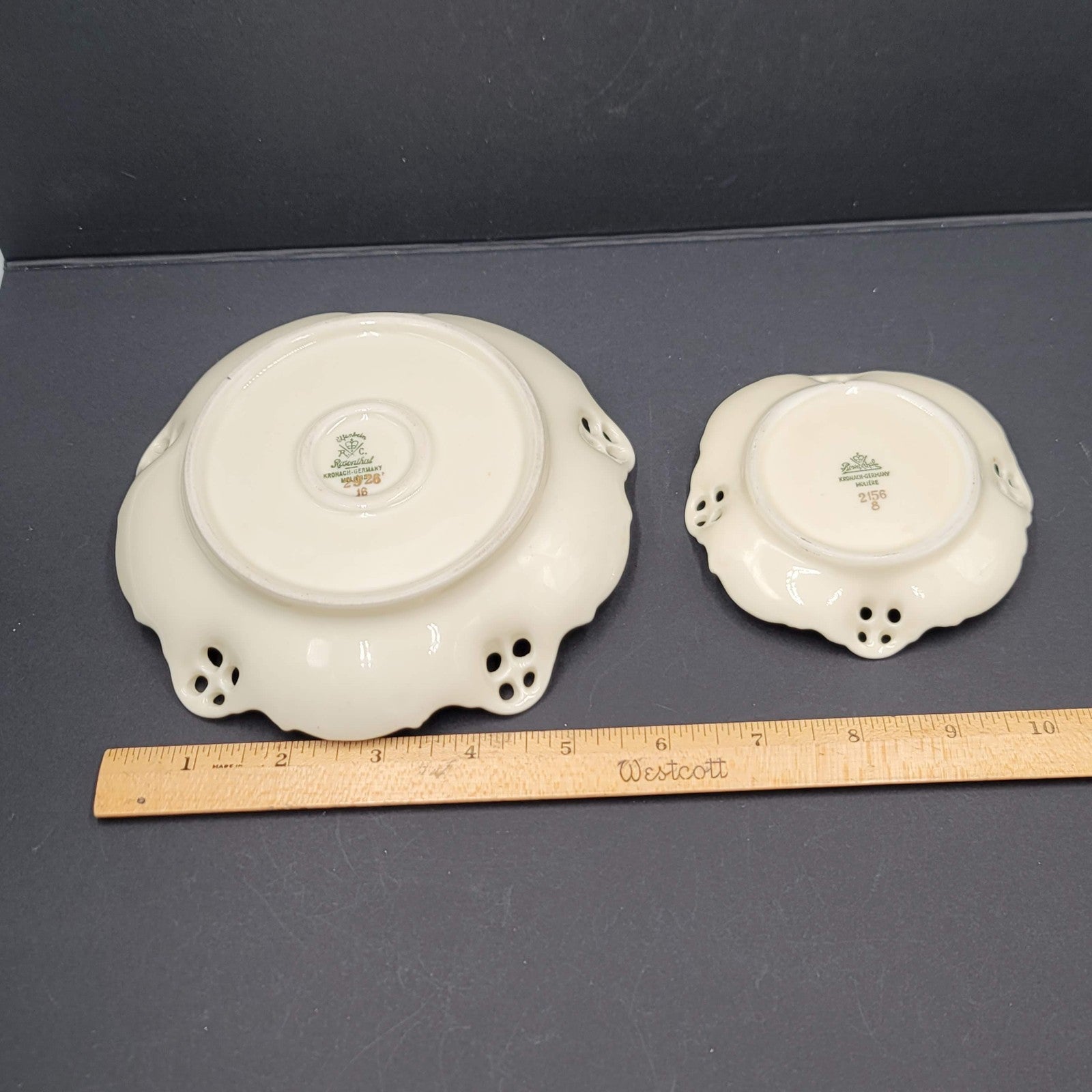 Excellent Antique Elfenbein Rosenthal Moliere Kronach Germany  2 pc