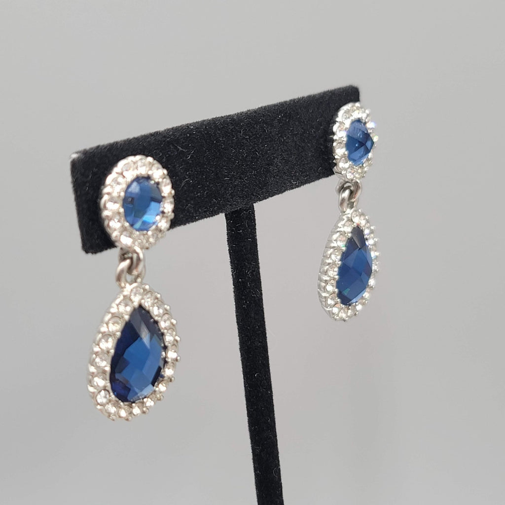 Blue Faceted Crystal Teardrop Pierced Earrings Silver tone Dangle 1.5 in
