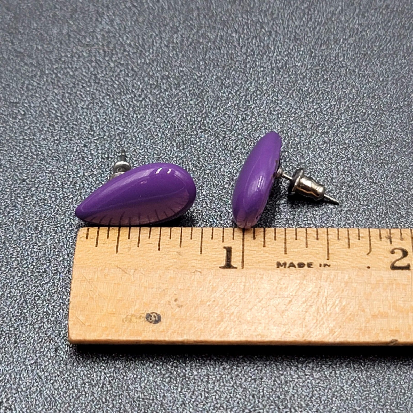 Vintage Pierced Earrings Purple Enamel over Metal Teardrop Drop Studs 3/4"