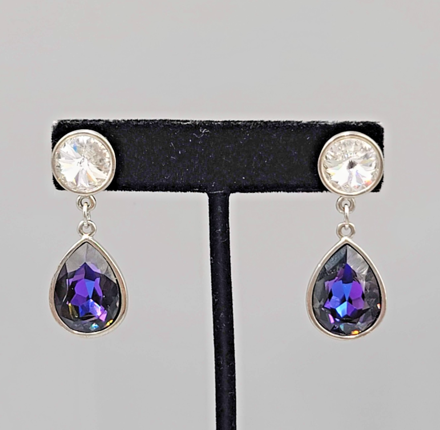 Brilliant Purple Crystal Teardrop Pierced Earrings Silver tone Dangle 1.5"