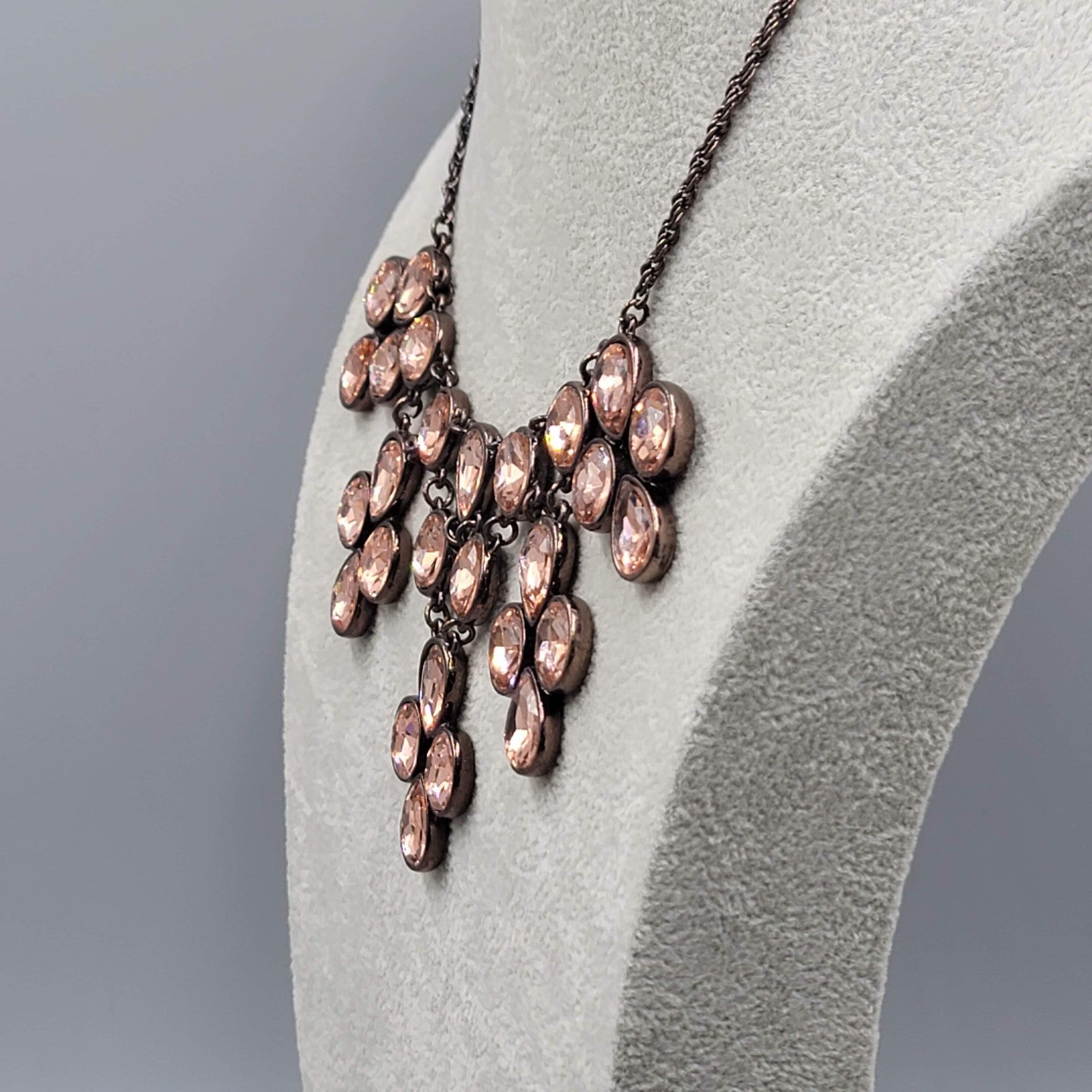 Lovely Apricot Crystal Bib Necklace Bronze tone 16"-18" EUC