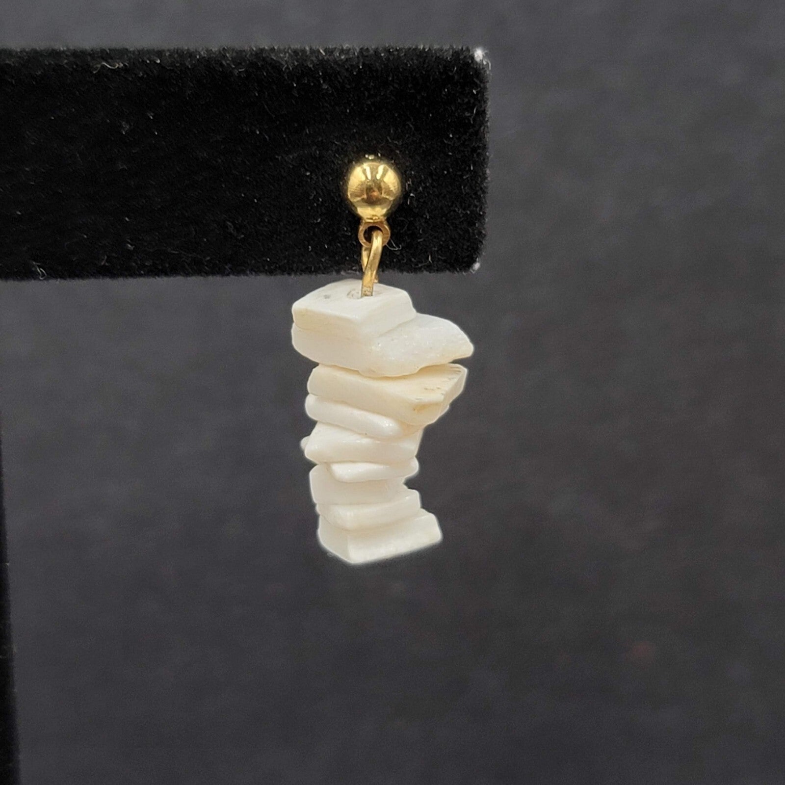 Vintage Pierced Earrings Gold tone White Heishi Shell Chip Dangle 3/4"