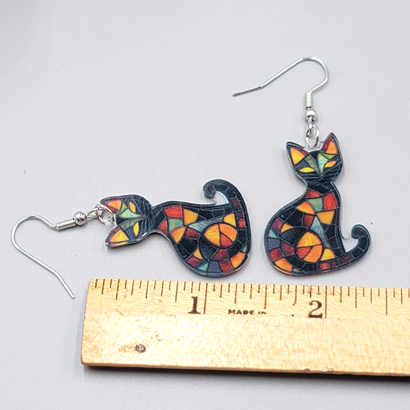 Black Kitty Cat Pierced Earrings Stained Glass Look Acrylic Dangle 1 3/8"