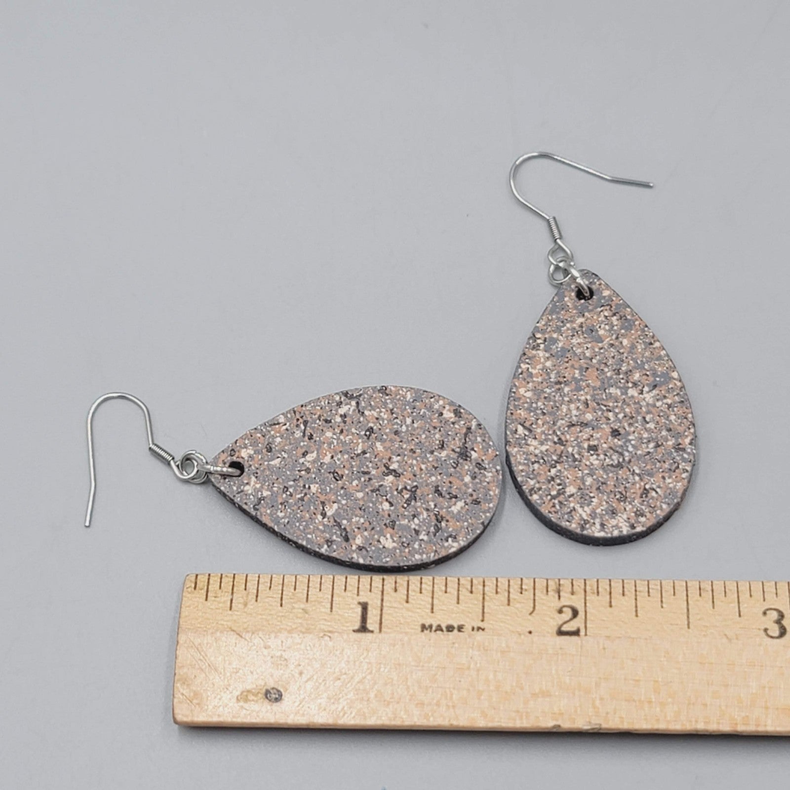 Speckle Teardrop Pierced Earrings Gray Brown Black Dangle 1.5"