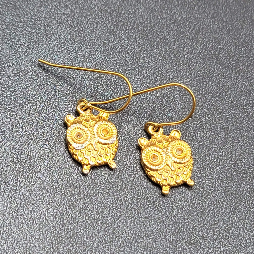 Pierced Earrings Gold tone Embossed Owl Dangle 5/8"