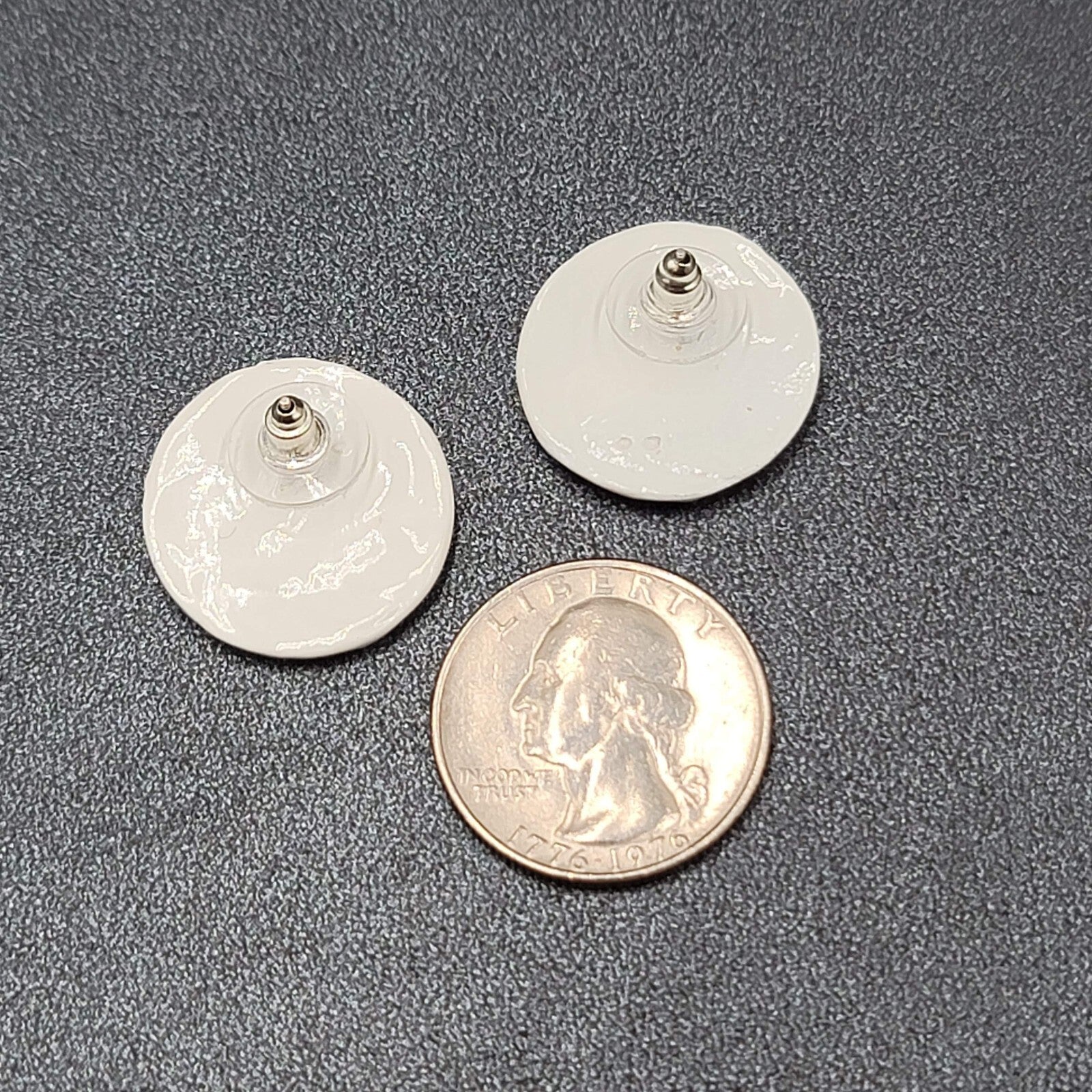 Vintage Pierced Earrings Heavy Enamel Red White Disc Studs 7/8"