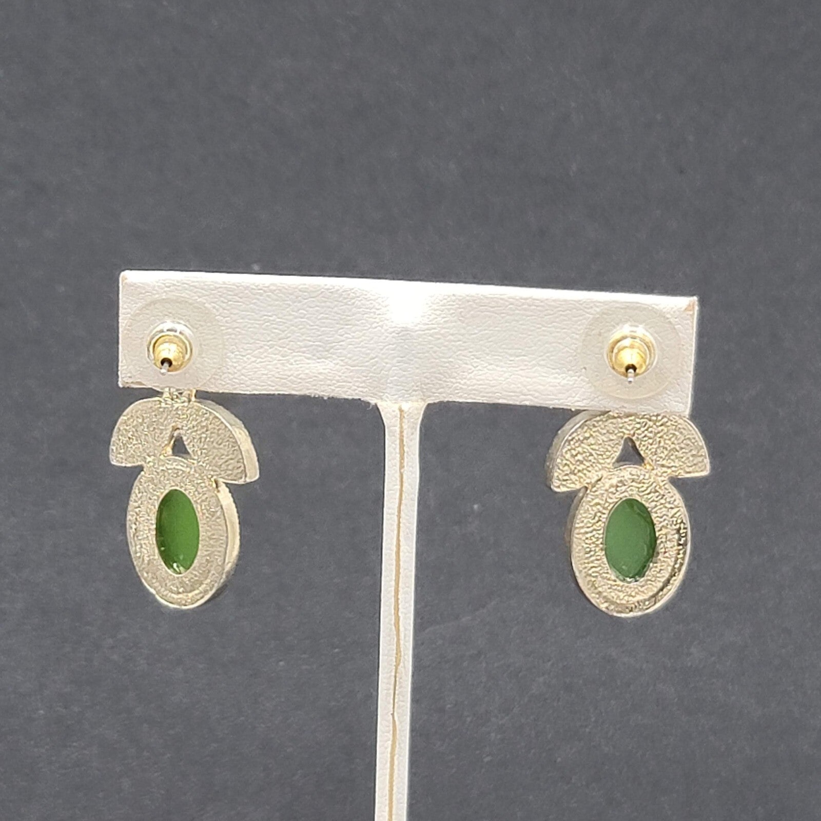 Pierced Earrings Gold tone Faceted Multicolor Dangle Green Red Yellow 1.5"