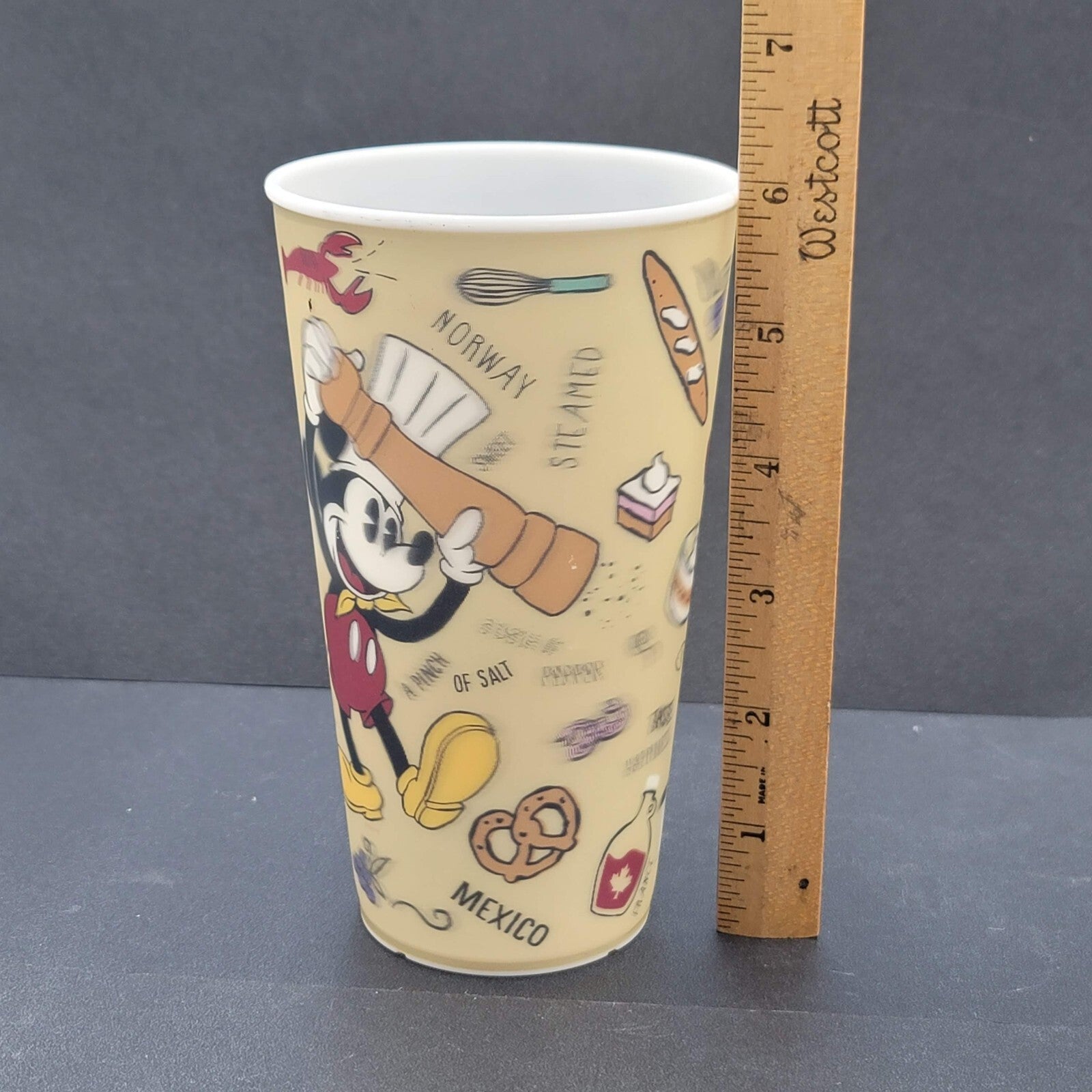 Mickey Mouse Tumbler Prize Remys Hide Squeak Scavenger Hunt Epcot Plastic Cup